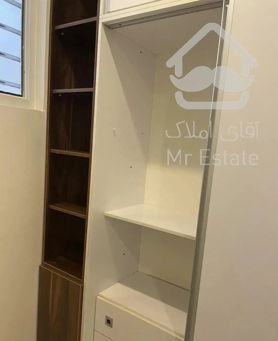 ۸۰ متر دوخوابه با ۸ منر حیاط خلوت ، امکانات کامل