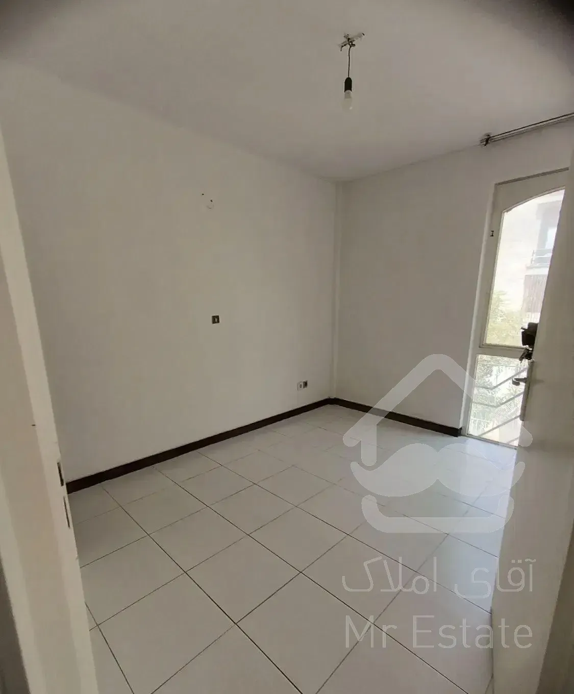 آپارتمان دوخوابه 69متر طبقه دوم خرجینی