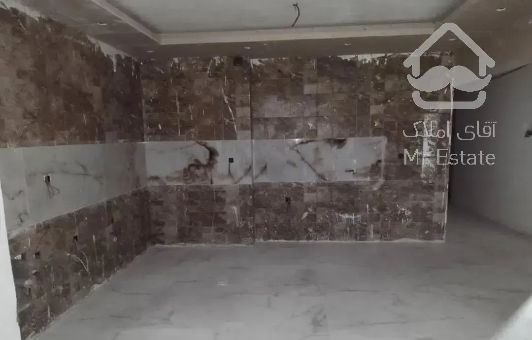 اپارتمان 140 متری طبقه چهارم خیابان خادمی