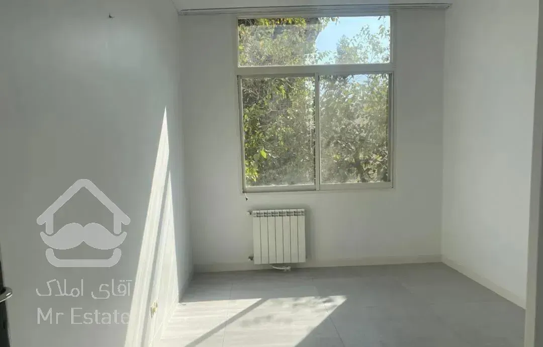 آپارتمان ۱۳۵ متری سه خواب تک واحدی