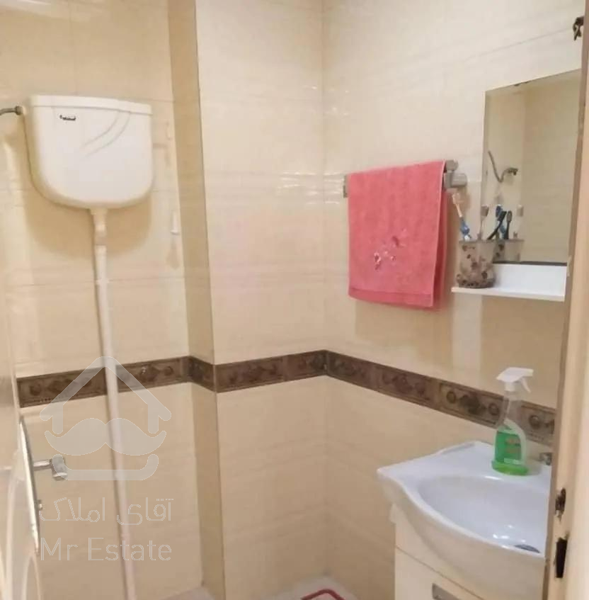 56متری/خوش نقشه/6 ساله/فول امکانات/فرعی گٌلِ شهران