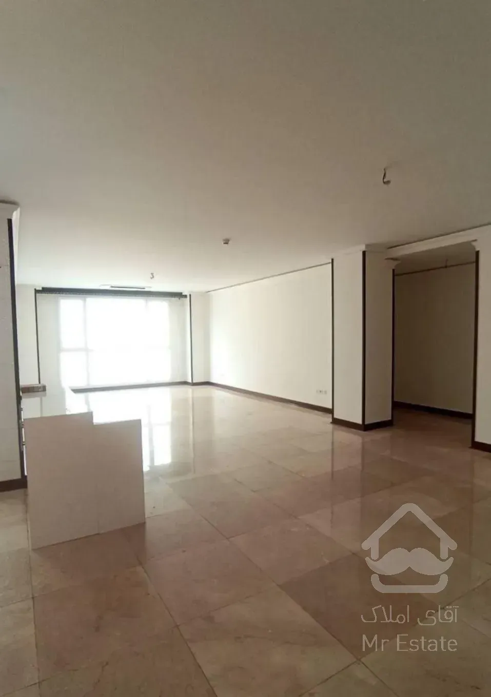 رهن آپارتمان  لوکس برج آناهیتا در دریاچه خلیج فارس