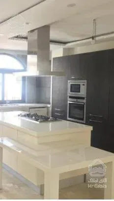 آپارتمان 320 متر در دروس-5خواب-دفترکار