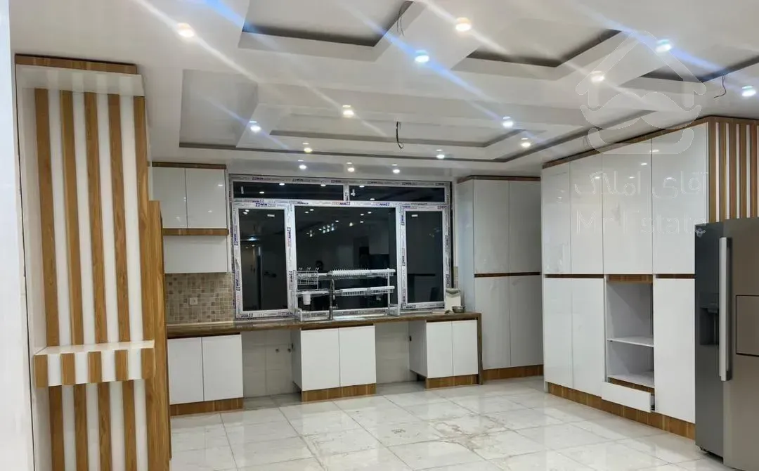 فروش واحد۱۴۵مترفول امکانات شهرک دادگستری (ولیعصر)