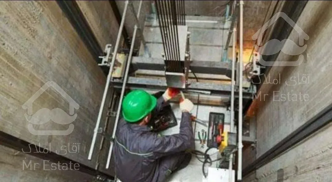 نصب و سرویس و تعمیر آسانسور