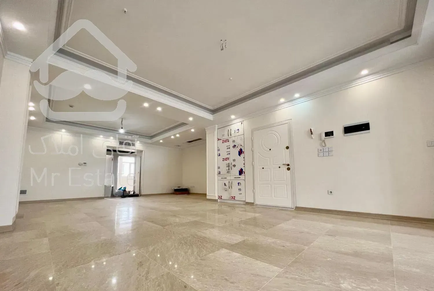 ۱۱۰ متر  قابل تبدیل به رهن کامل