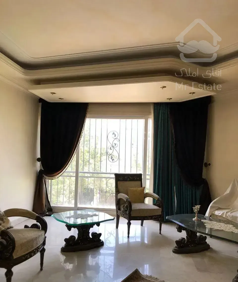 ۱۱۴ متر /دو خواب مستر /نیاوران