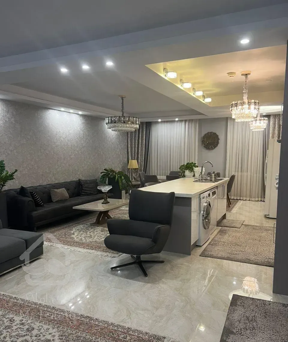 114 متر/۷ ساله/تاپ صادقیه