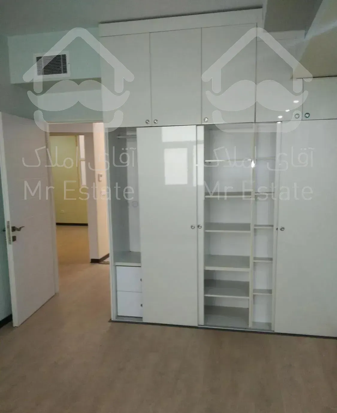 نوساز ۱۵۰ متری ۳ خوابه فلکه اول