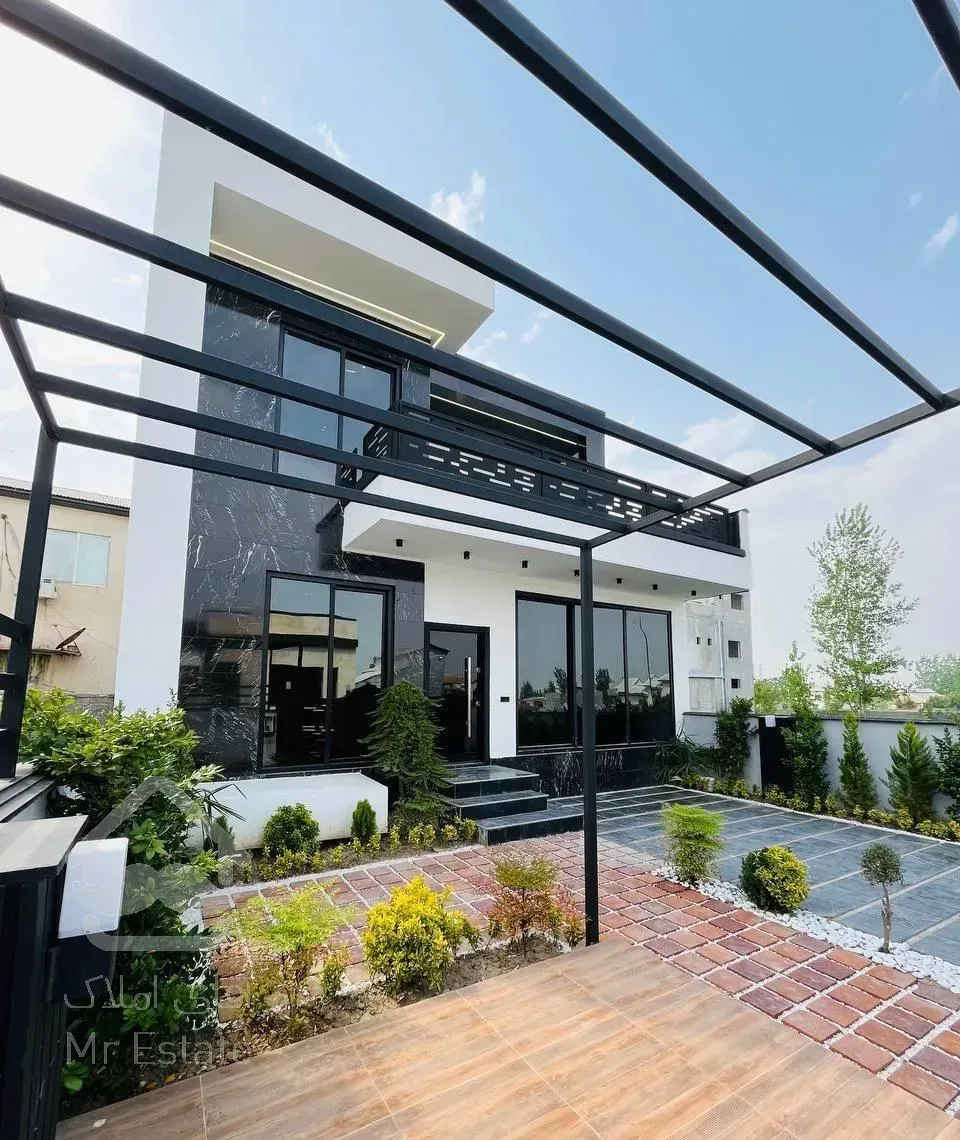 ویلامدرن۳۰۰زمین/۲۰۰بنا/۳خوابه/شهرک امید/سندار