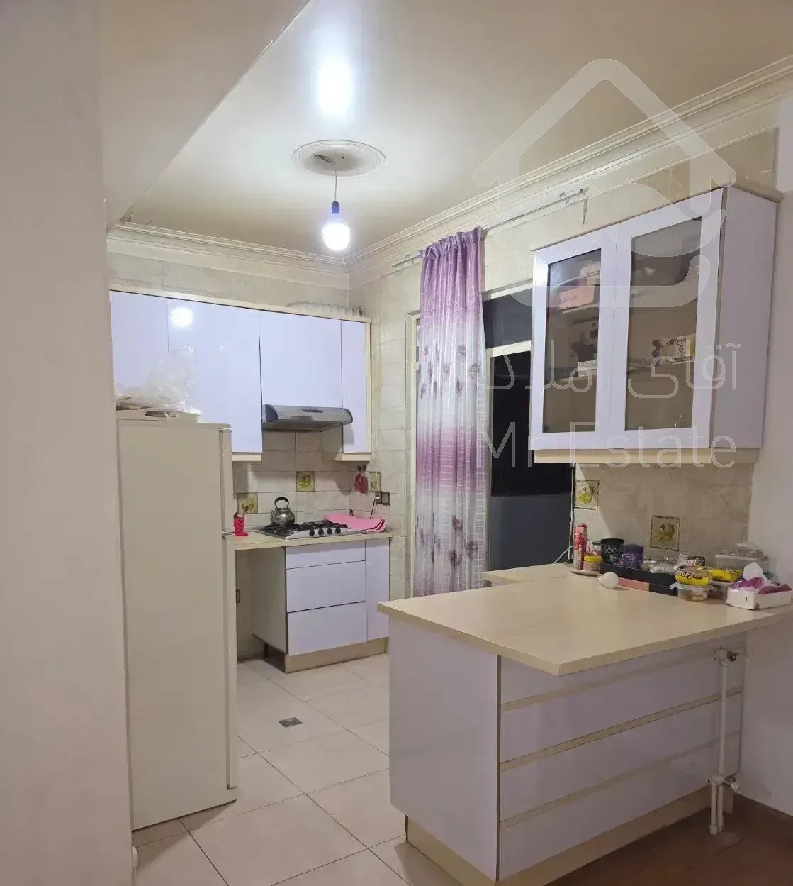 رهن کامل واحد ۵۲ متری همیلا با دو حیاط ۴۰ متری