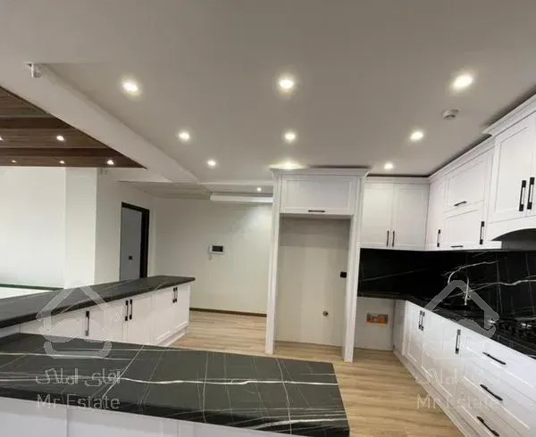 200 متر/خیابان 10/ نقشه