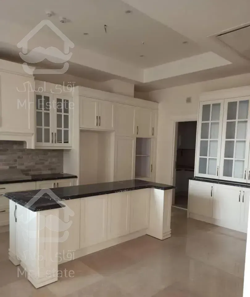 ۲۷۰ متر/فرمانیه شرقی سنبل/۴ خواب/تکواحدی