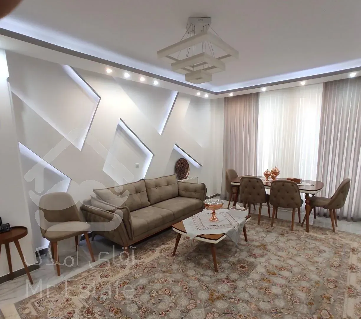 زینبیه شرقی دو نبش جنوبی ۱۱۳ متر