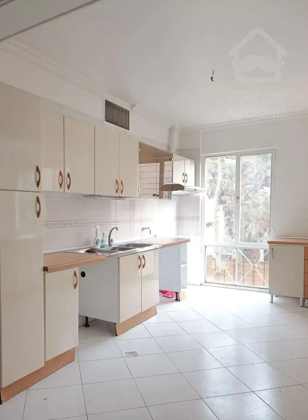 ظفر پیوندی ۱۶۰‌متر فول امکانات قابل تمدید ۵ـ۸ سال