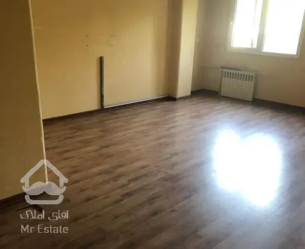 اپارتمان دوخواب با حال اختصاصی