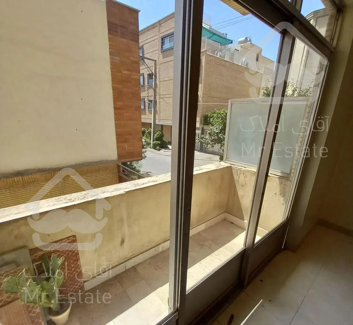 اجاره ۳خوابه خیابان ساحل رباط اول