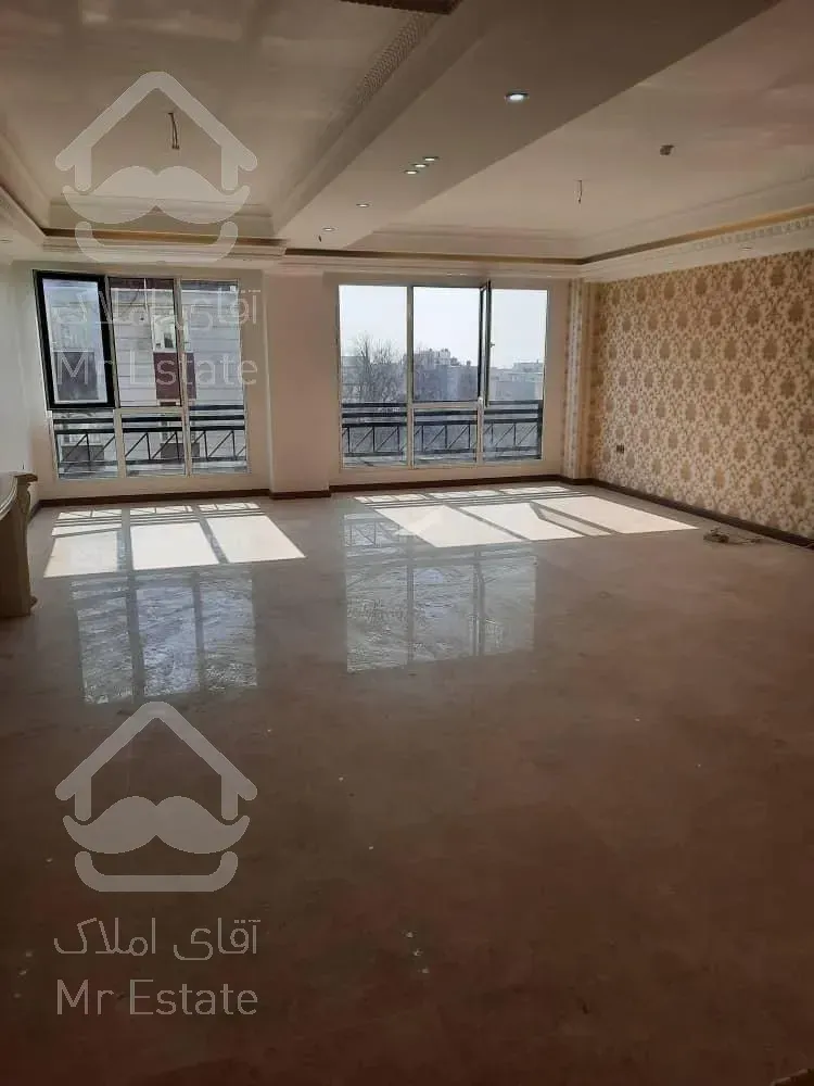 ۱۷۵متر اپارتمان نو ساز /تک واحدی /روف گاردن