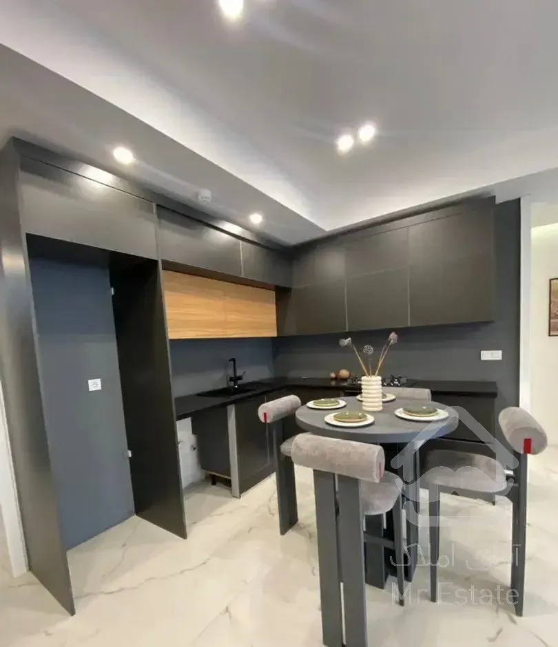 برج با مشاعات هتلینگ در رویان