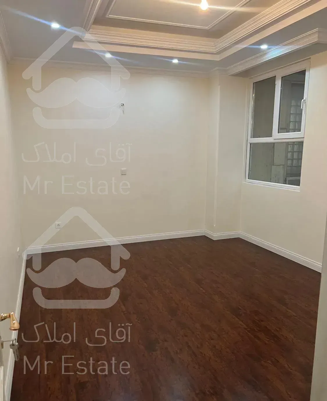 شیخ‌ بهایی شمالی ۱۶۰ متر تک واحد