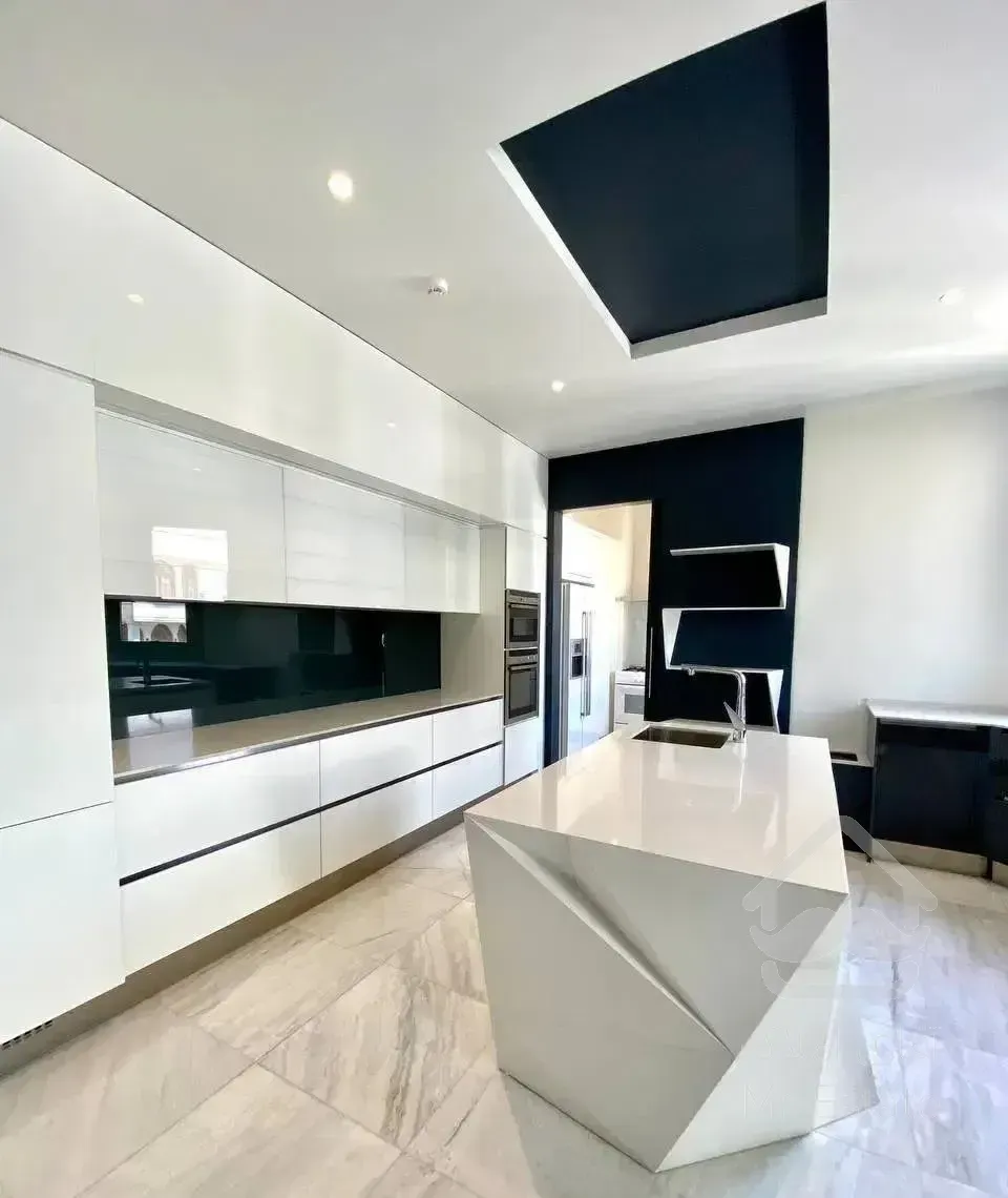 ۱۳۰مـتـر۳خـواب /۳ سـال سـاخـت/زیـر قـیـمـت