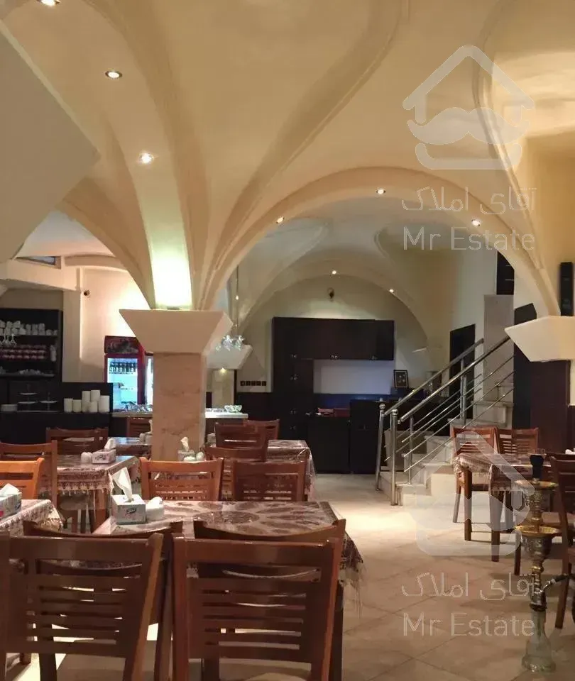 ۲۰۰ متر سفره خانه سنتی (شریعتی الهیه )با ۳ جواز