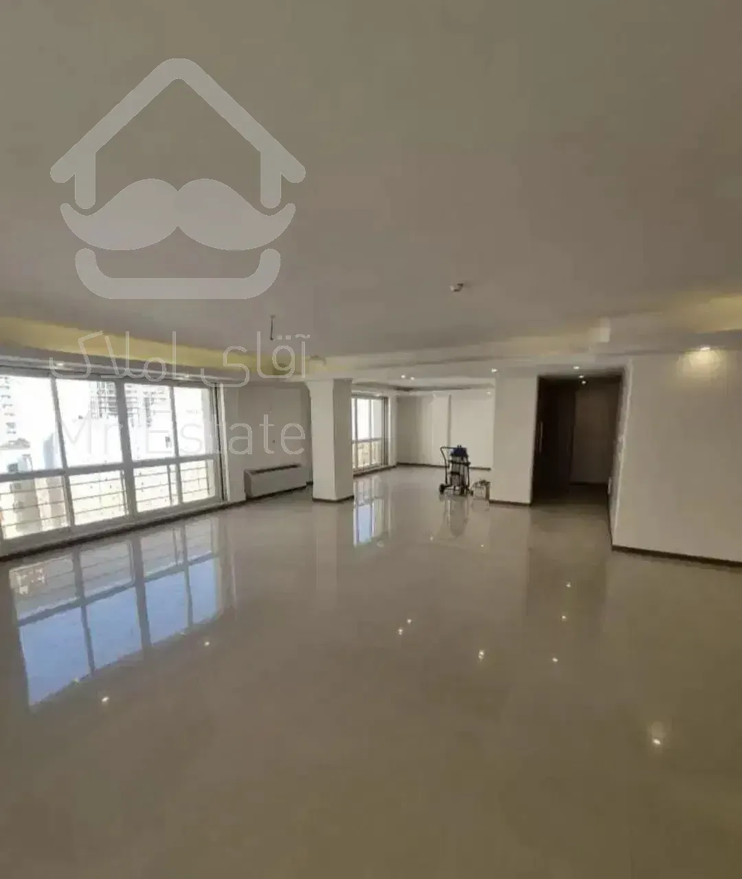 اجاره آپارتمان 305متری غرق در نور/ مستغلاتی