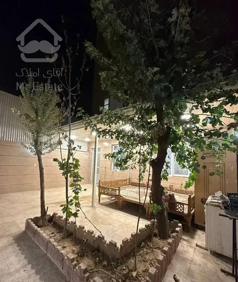 دسترسی  به خیابان اصلی ۲ دقیقه تا مترو اتوبوسرانی