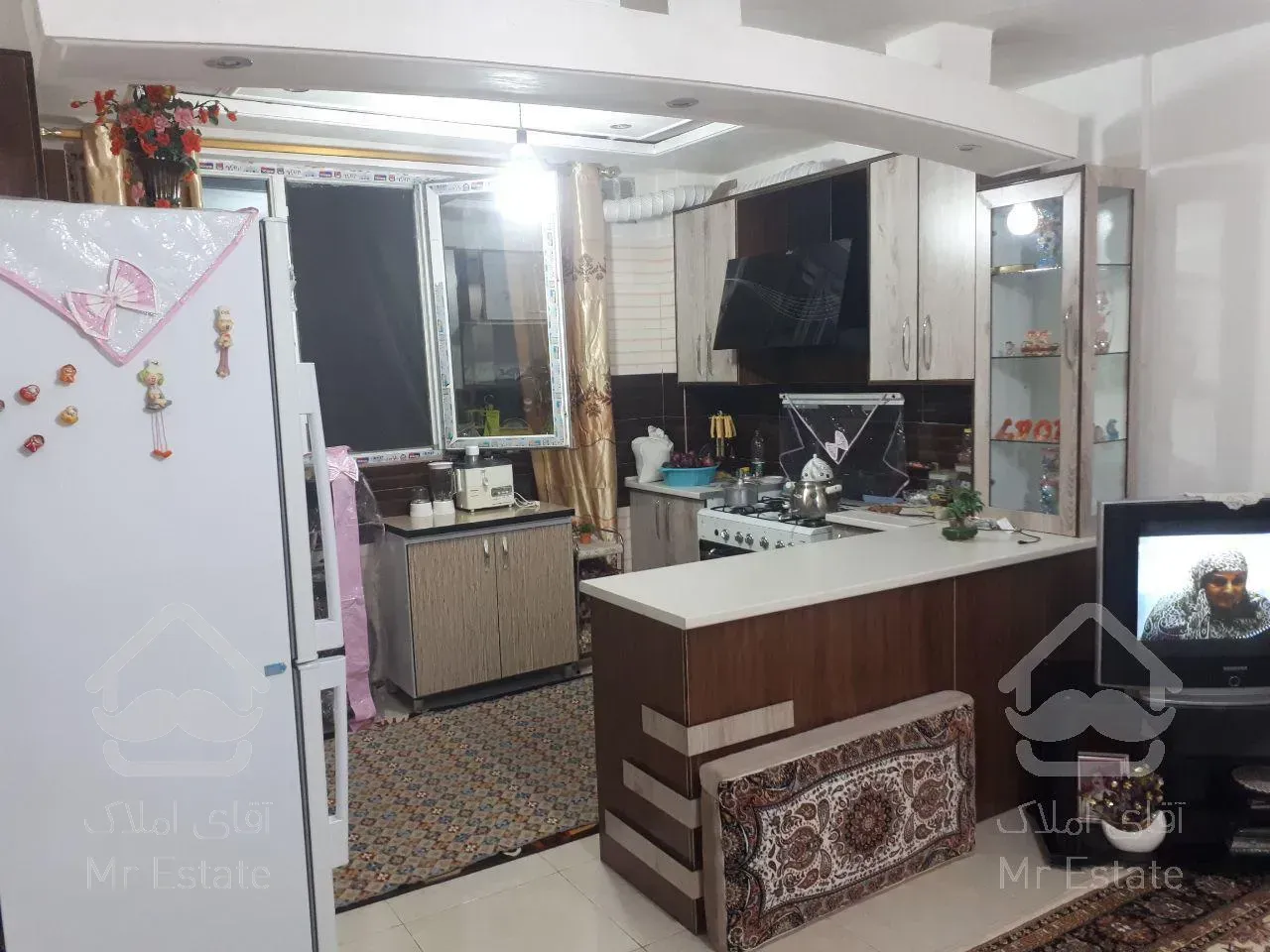 فروشی 50 متری