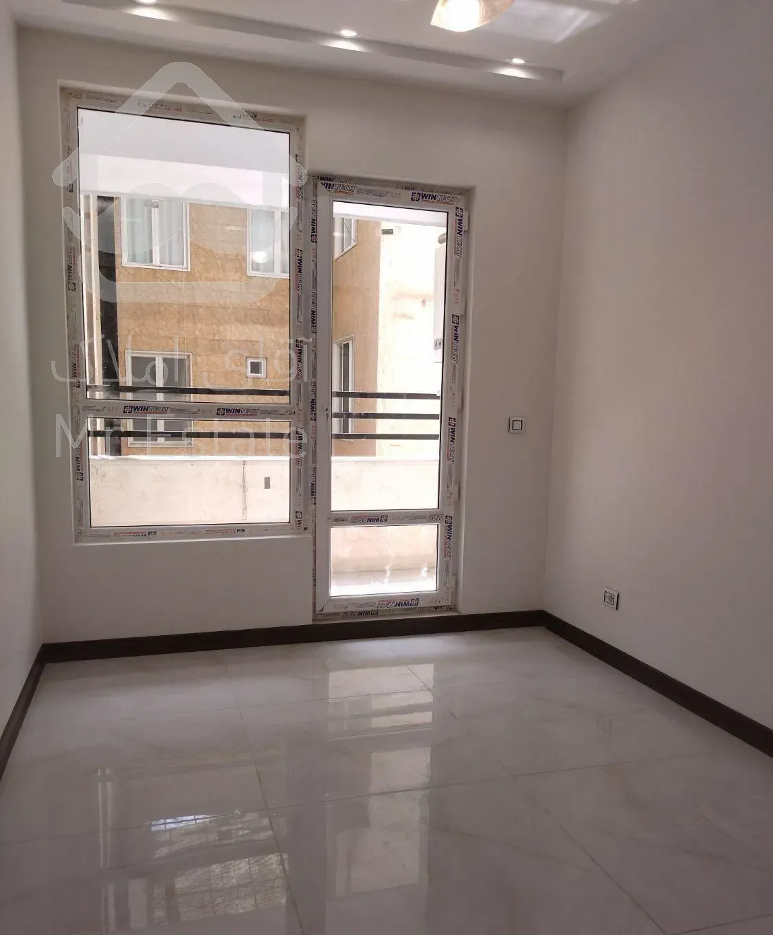 آپارتمان ۱۱۷ متر ۲ خوابه تکواحدی بدون مشرف ابدی