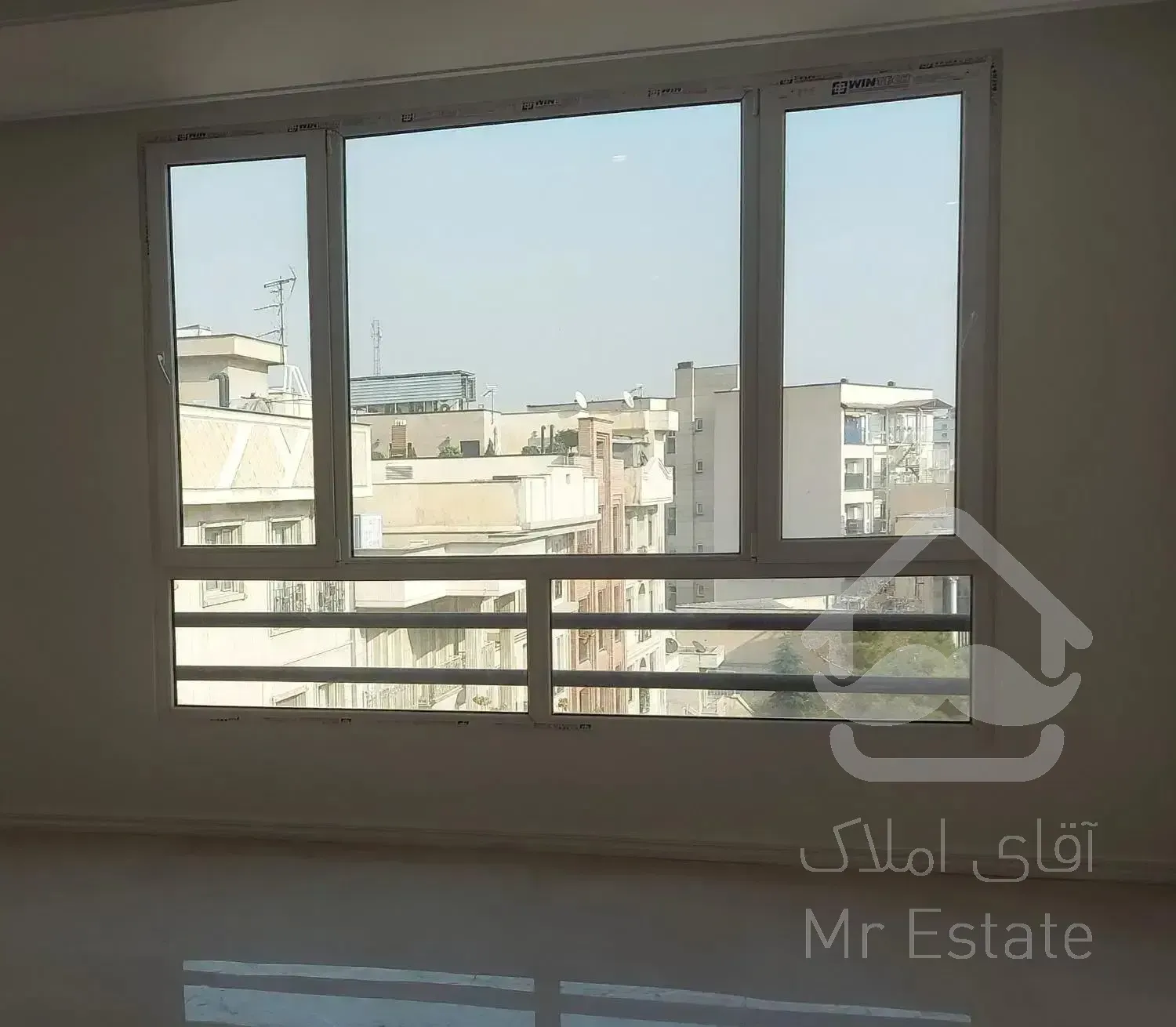 ۱۱۰ متر/پابرجا/۵ سال ساخت/مدرن