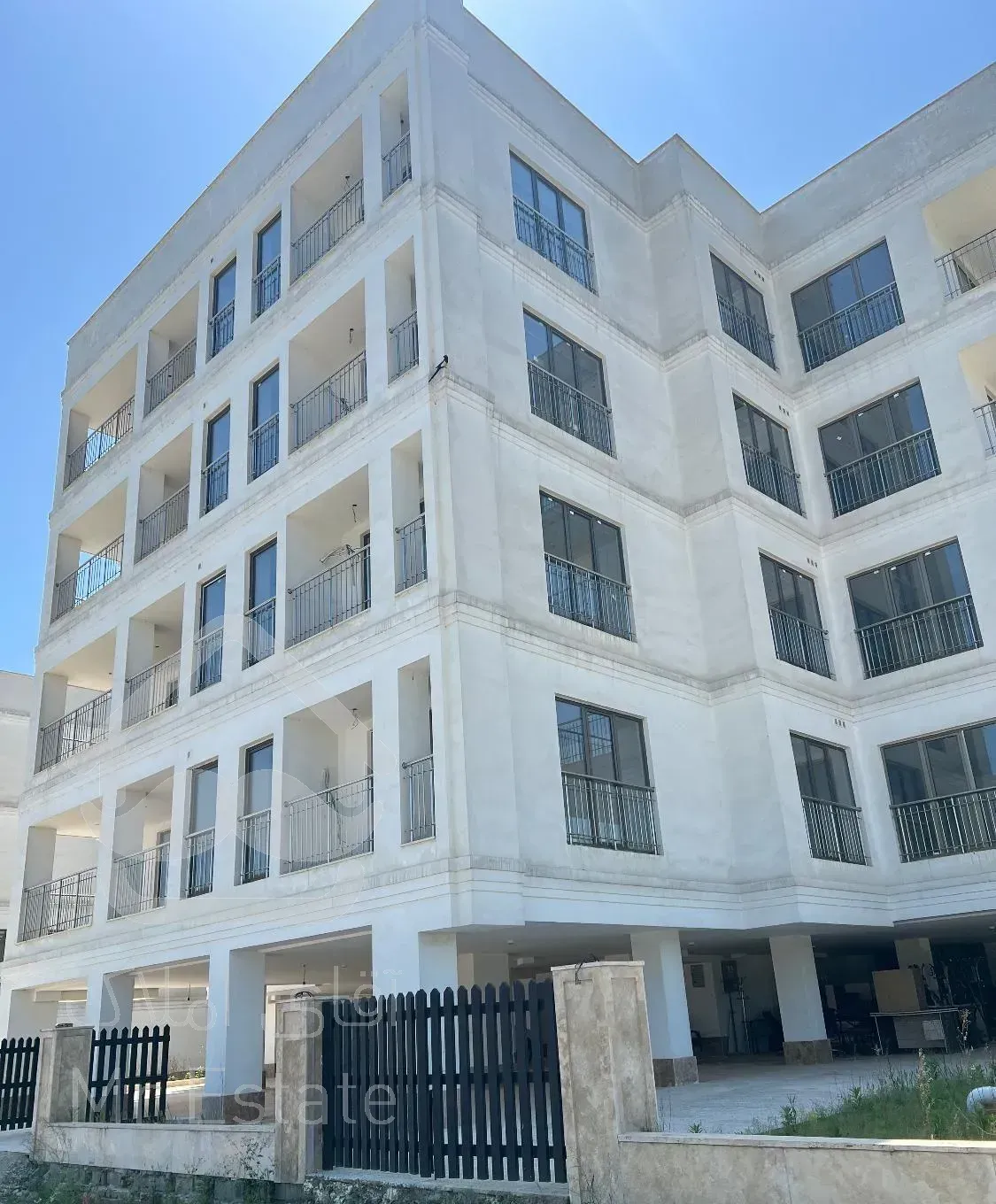 اپارتمان نمک ابرود