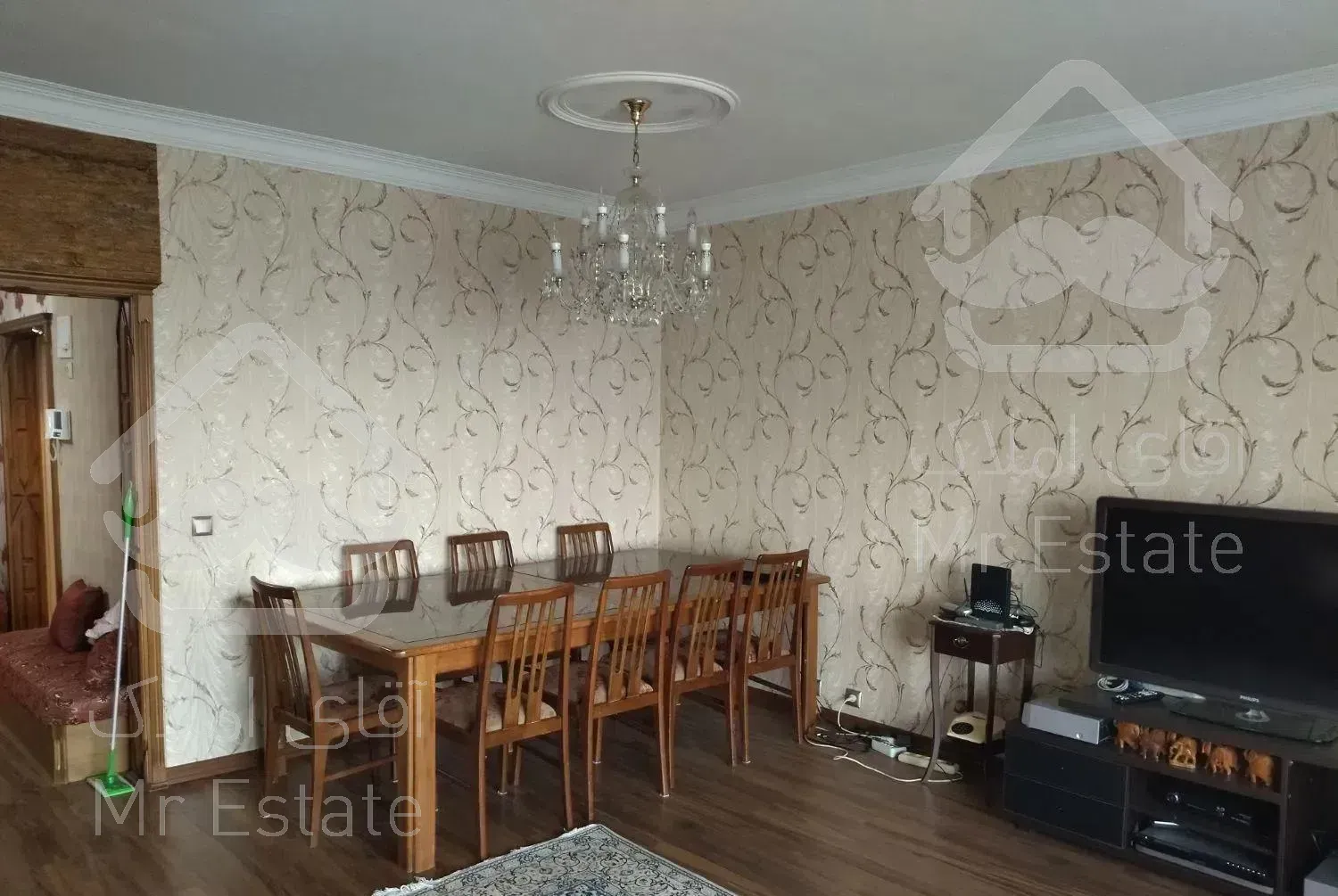 160متر سه خوابه با پارکینگ زیر ساختمان  بلوک