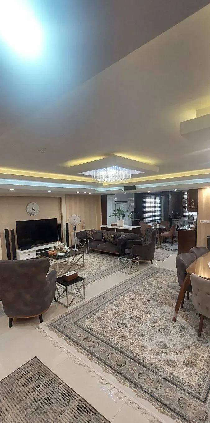 ۹۶ متر  حوالی پاستور