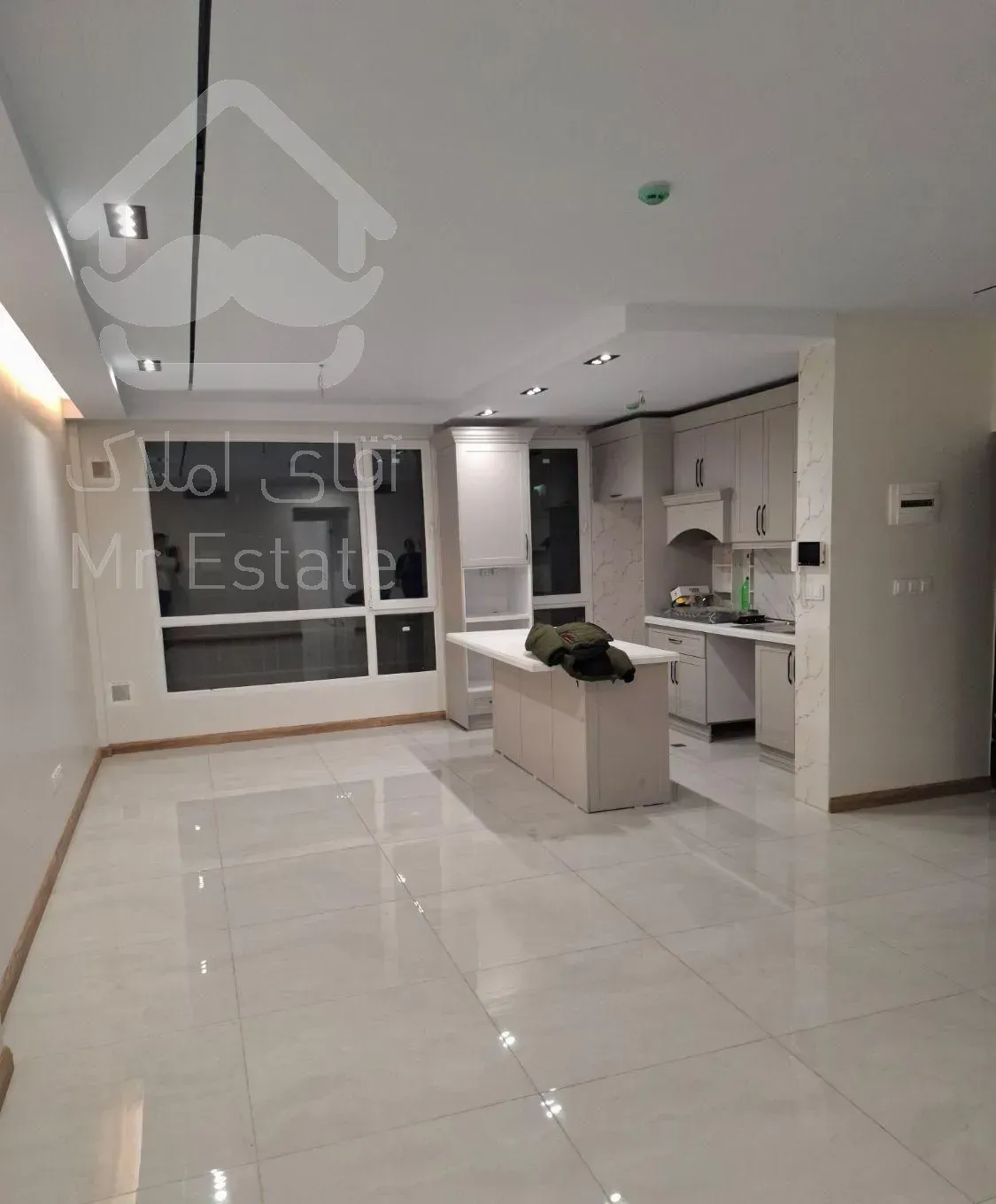 ۸۱متر/۲خواب/فول امکانات شیک/طرشت