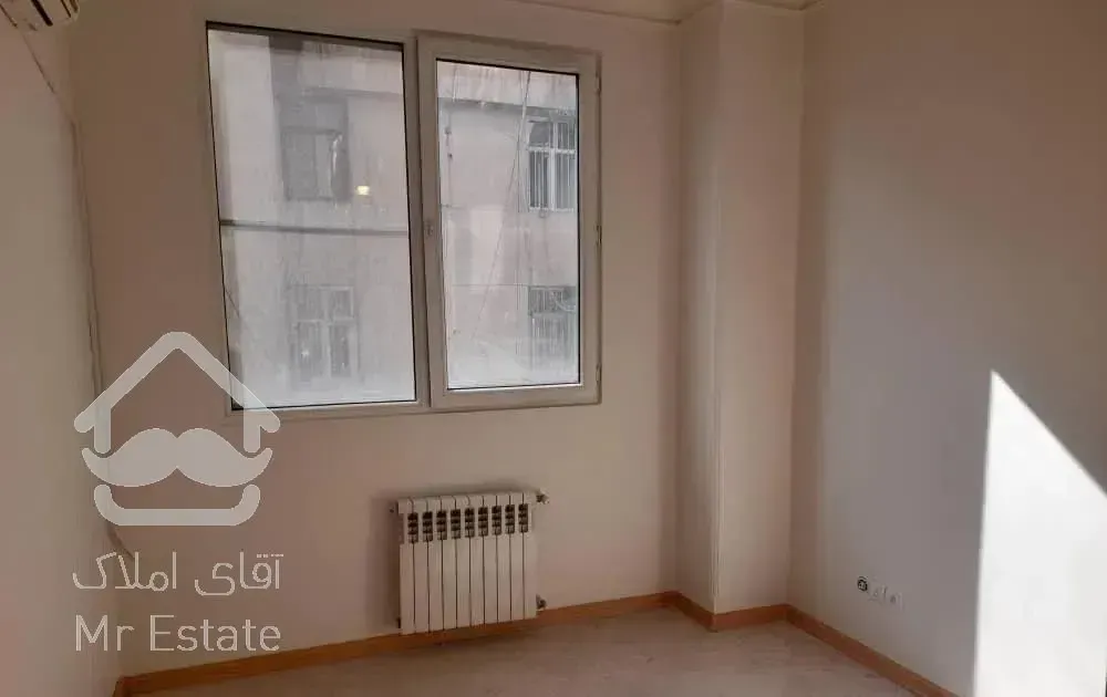 آپارتمان ۸۹متر.مسکونی.خ حسینی.سنایی