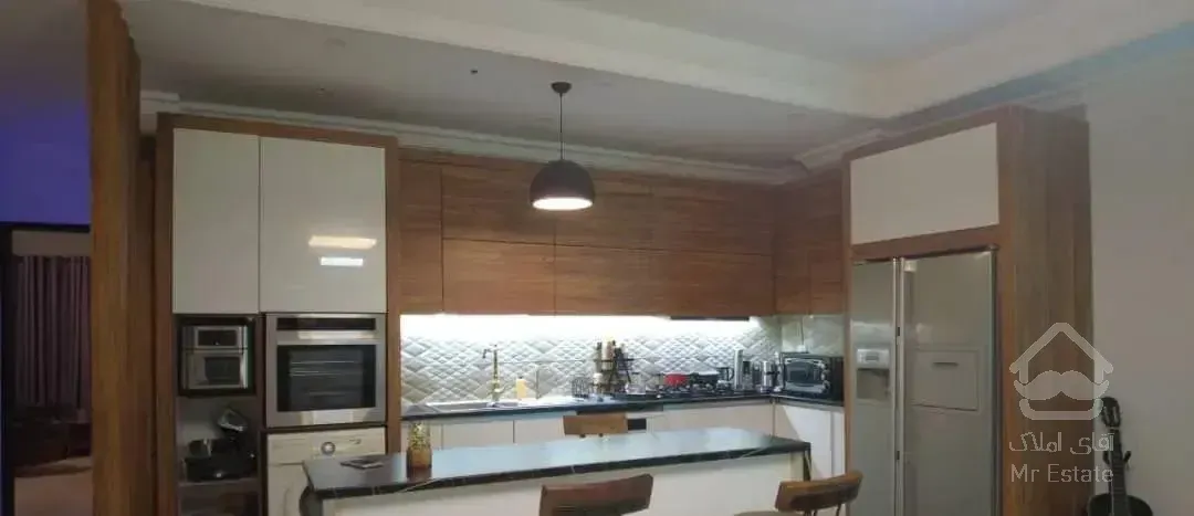 فروش آپارتمان ۱۲۱ متری ۲ خوابه رادیودریا