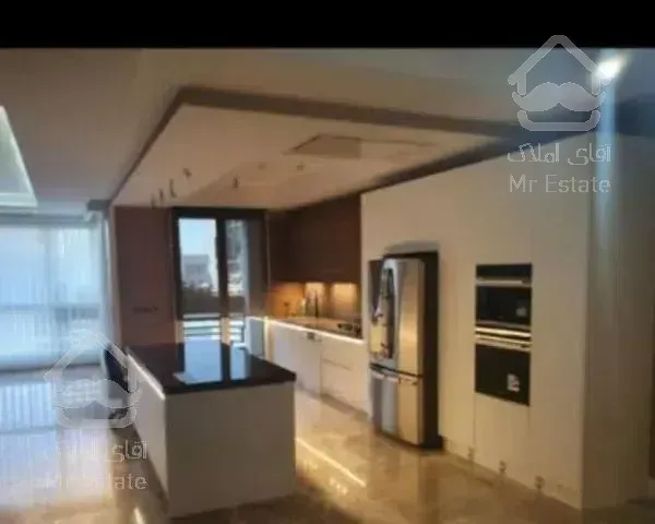 ۱۴۰ متر سه خواب نفت شمالی