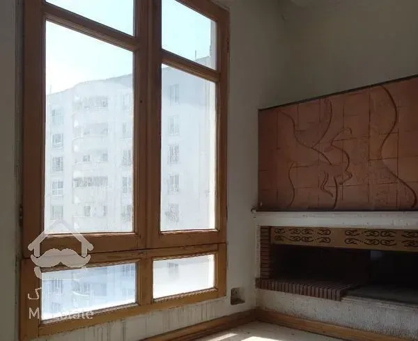 فرشته ۴۰۰ متر ،برج