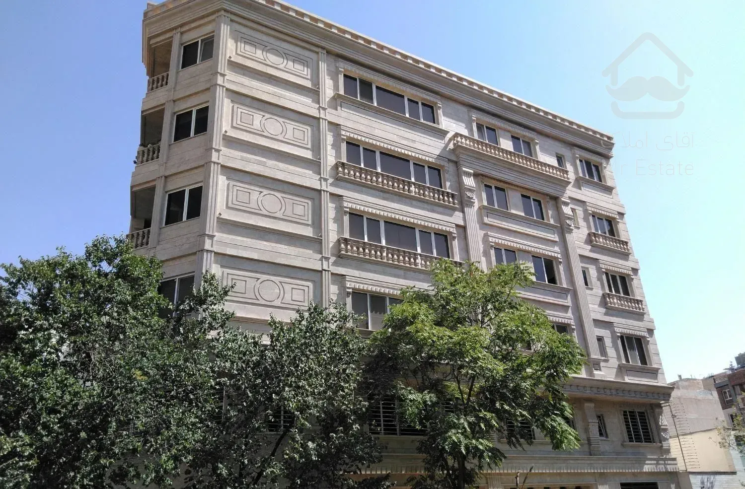 ازگل تک واحدی ۳خواب ویو باغ