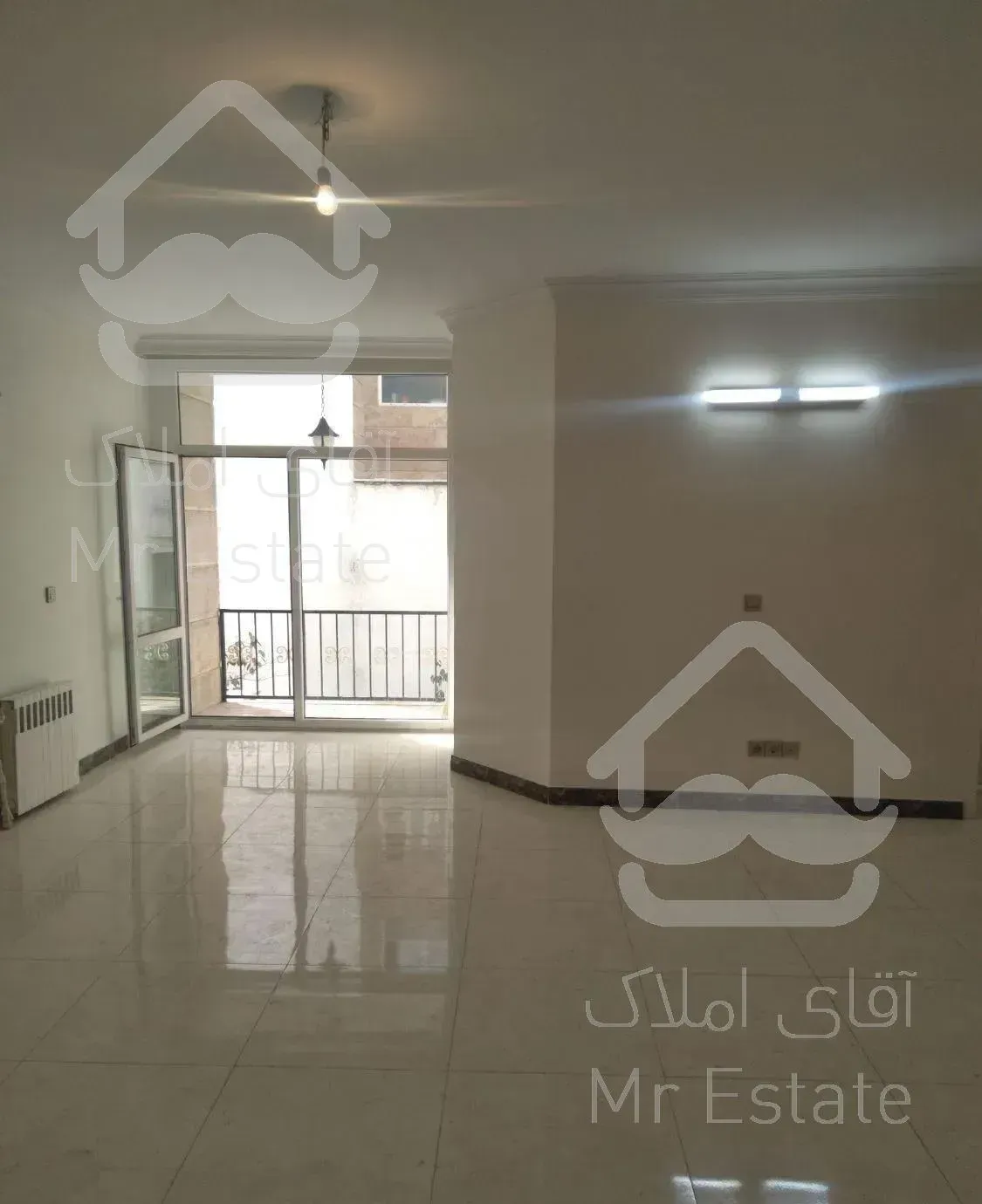 آپارتمان ۹۰ متری خوش نقشه دیباجی