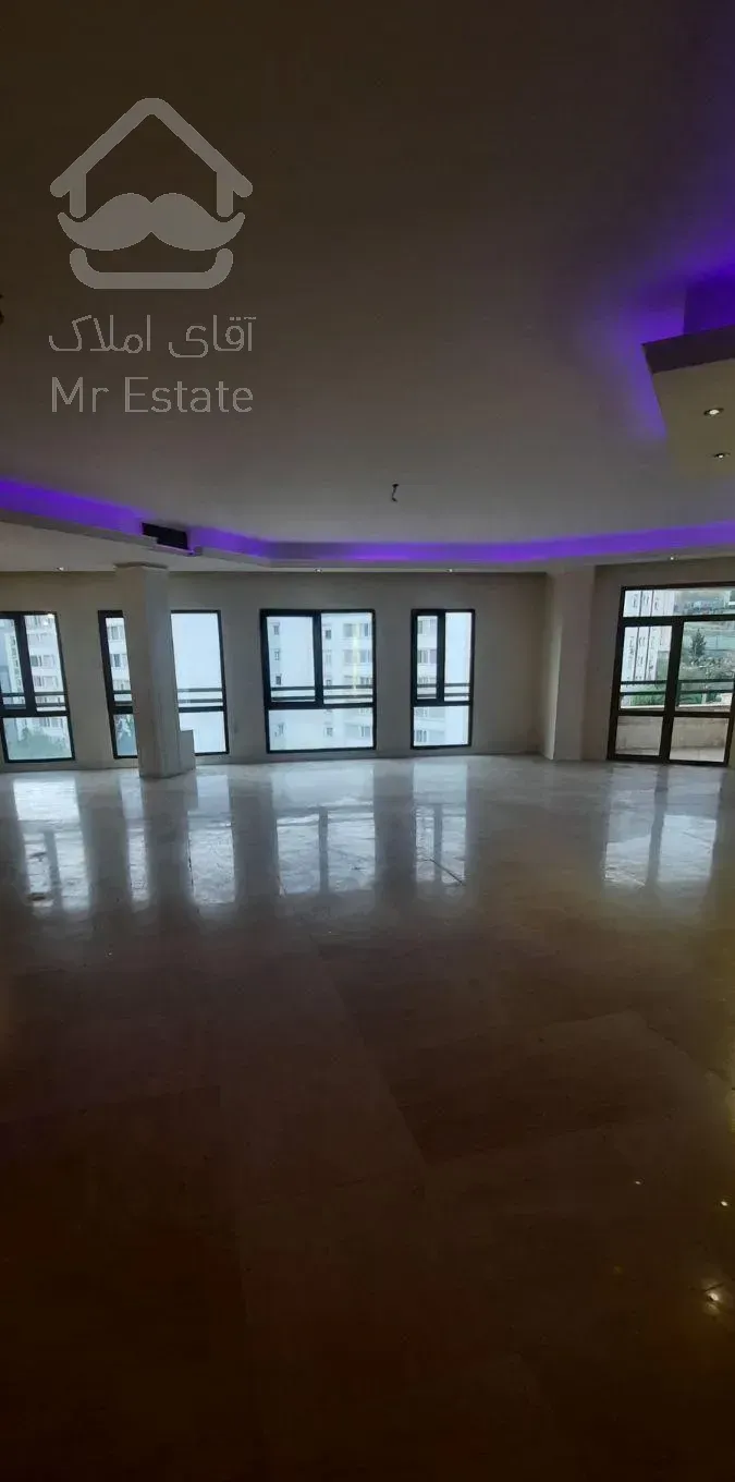 آپارتمان ۲۱۰ متری سعادت‌آباد (علامه شمالی)