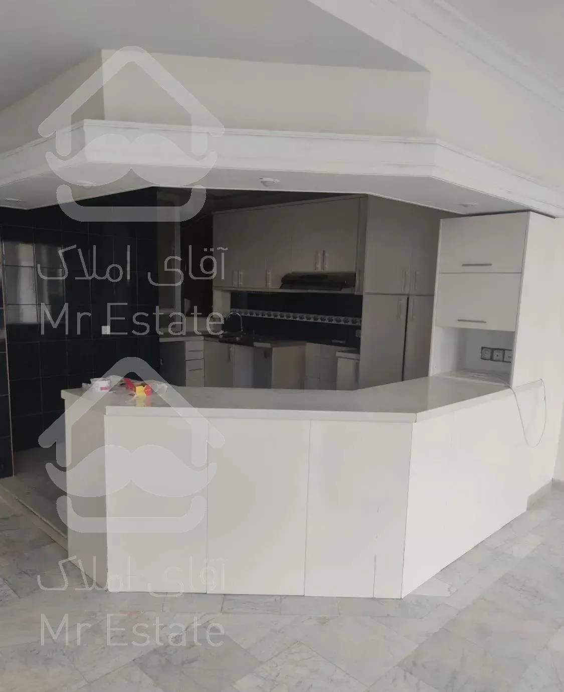 اپارتمان/۱۵۶ متر/کوی فراز