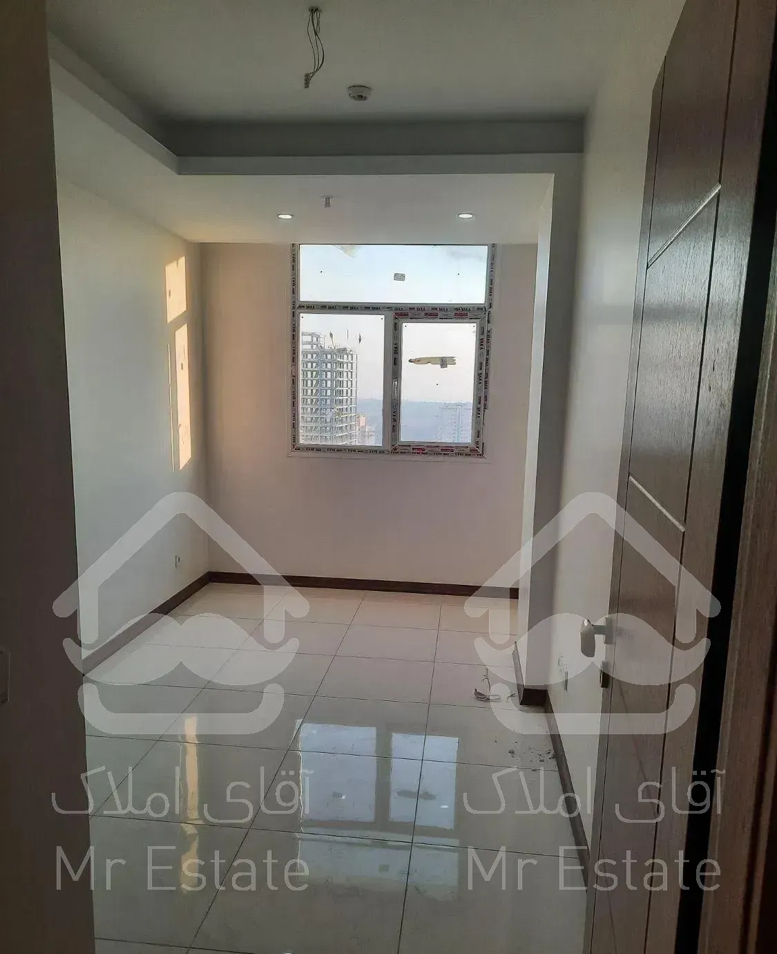 آپارتمان 125 متری آبشار  تهران  منطقه ی 22