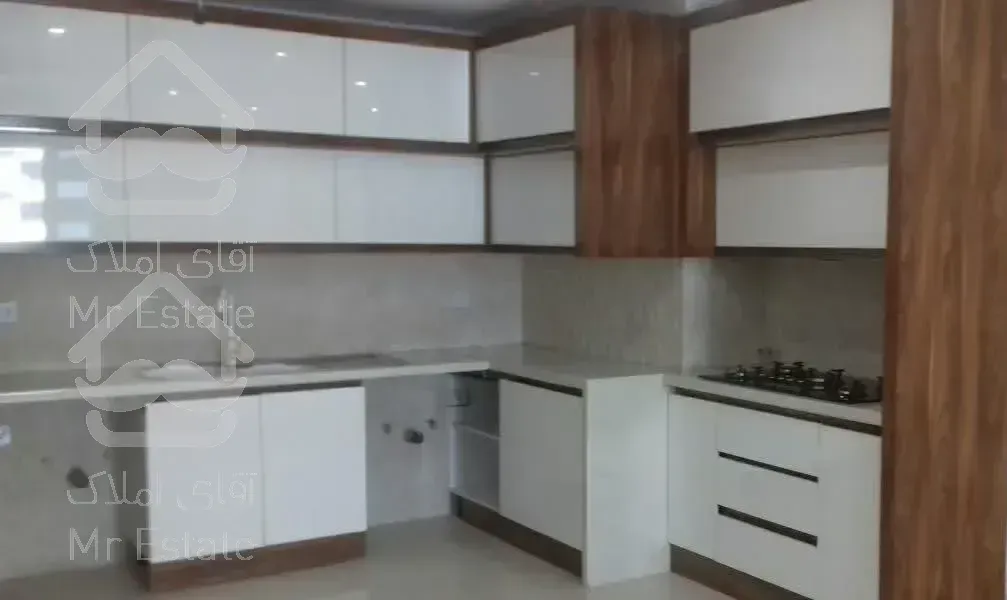 دریاچه خرازی چیتگر ۱۱۴ متر کلید نخورده برج