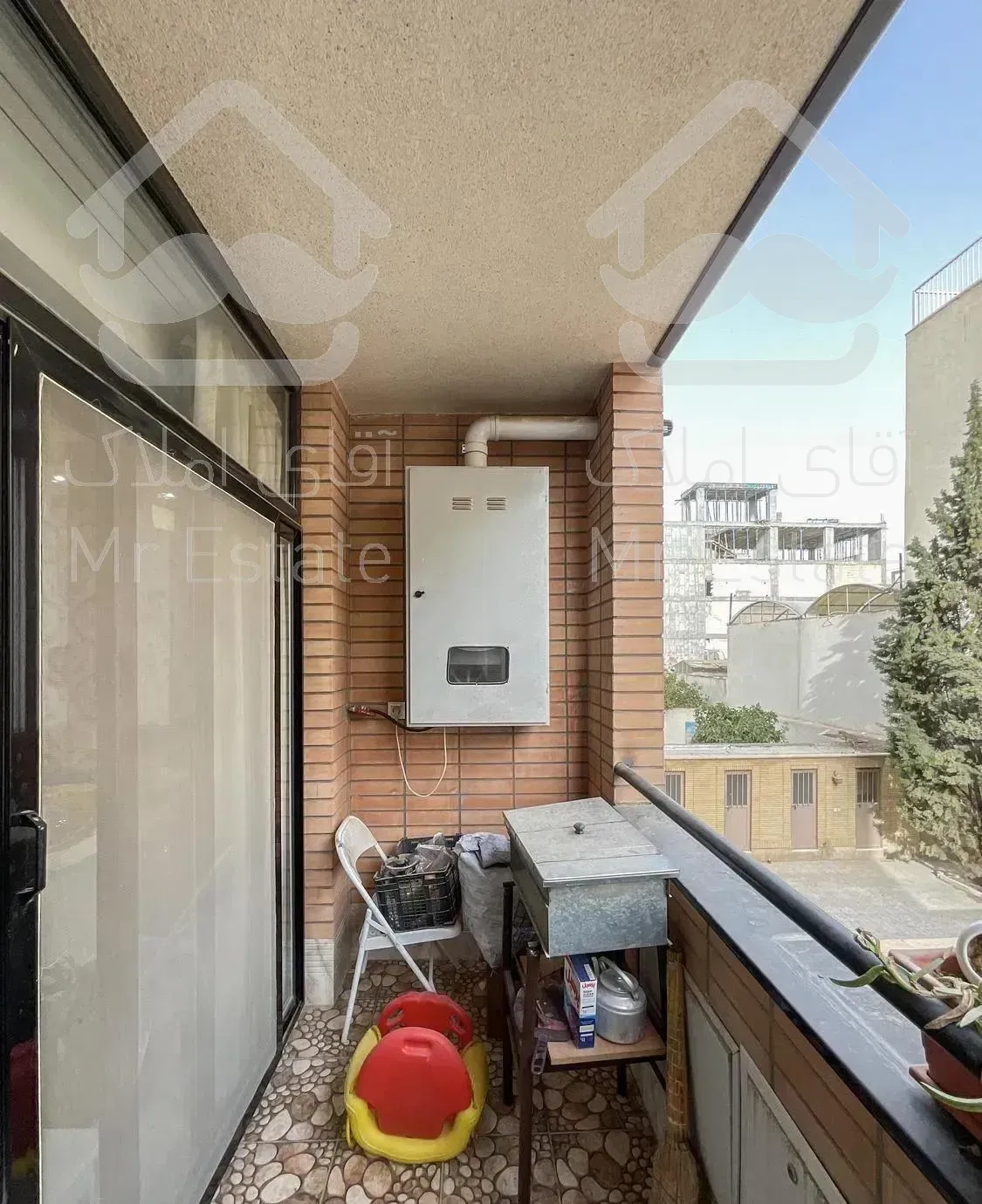 آپارتمان رو به آفتاب ۱۱۵ متر خیابان جابر انصاری