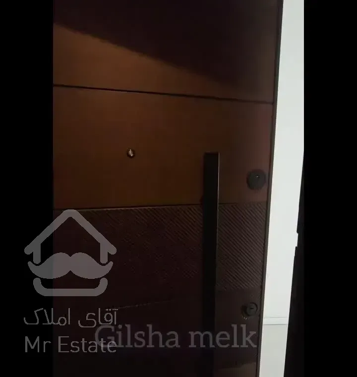 فروش واحد ۱۴۳ متری با دید دریا بر اصلی پاسداران