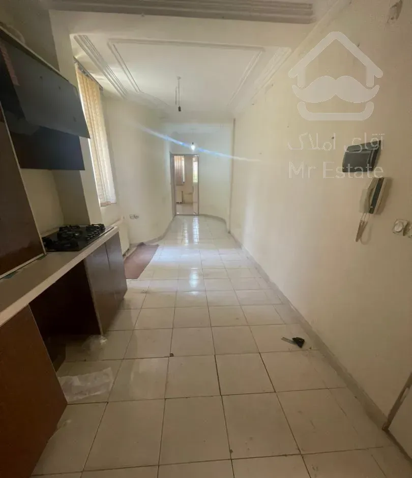 اپارتمان ۸۰ متری با پارکینگ اختصاصی