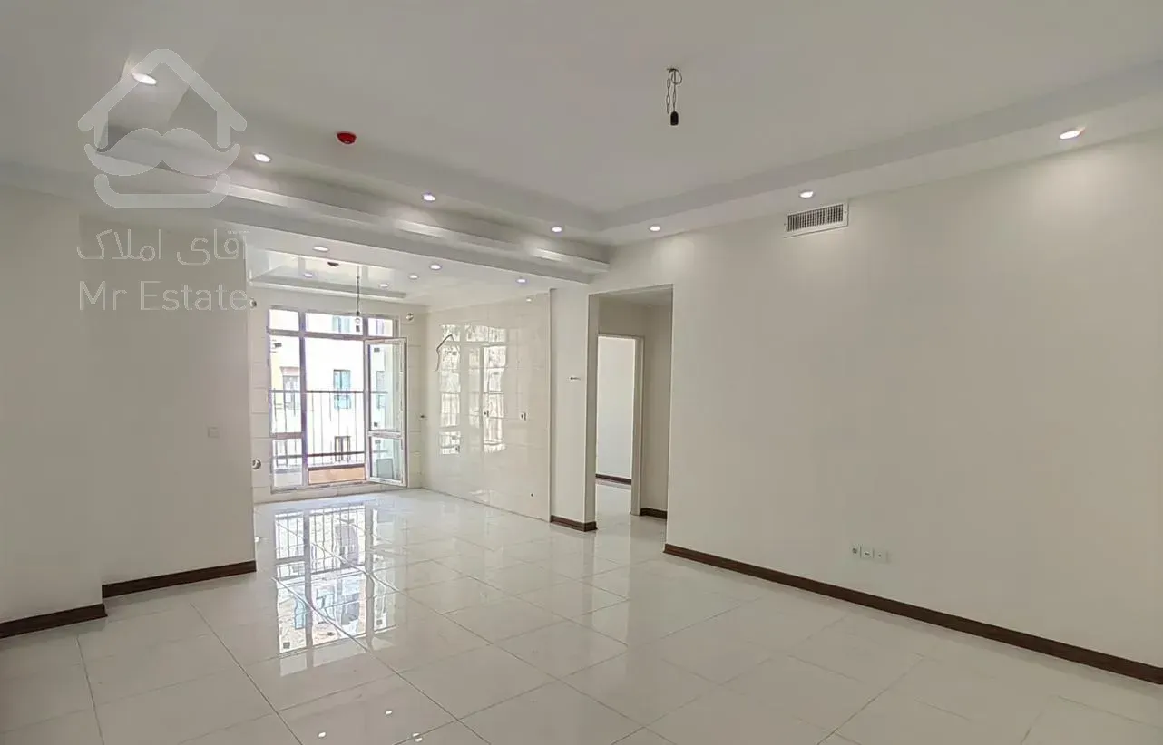 ۷۴ متر ۲ خوابه در ارم / نوساز / زیر عدد منطقه