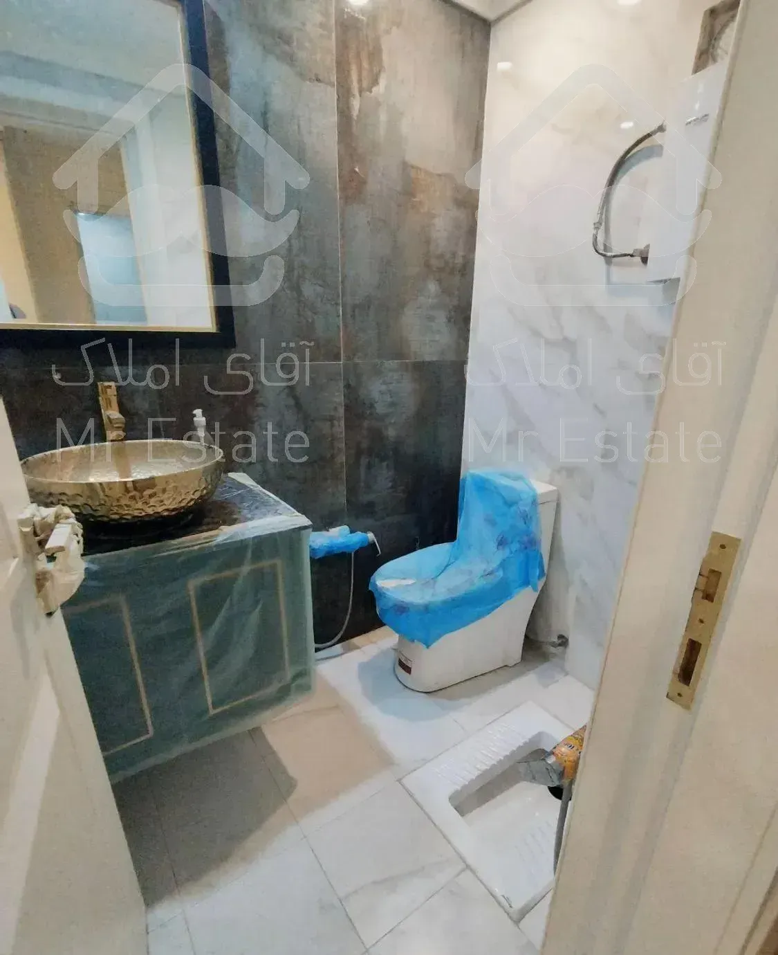 180مترنوسازکلیدنخورده//میرداماد/2پارکینگ سندی